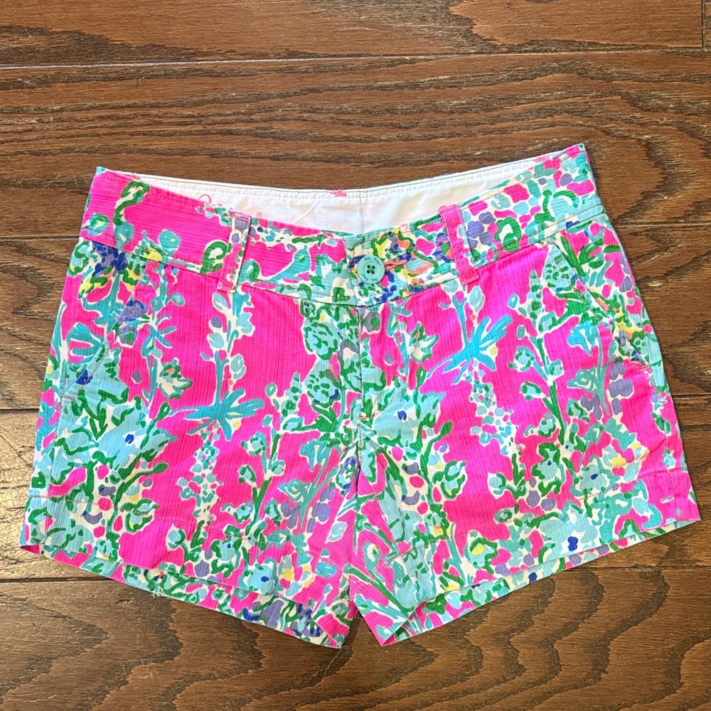 Lilly Pulitzer Callahan Southern Charm shorts, size 00 - Picture 2 of 7